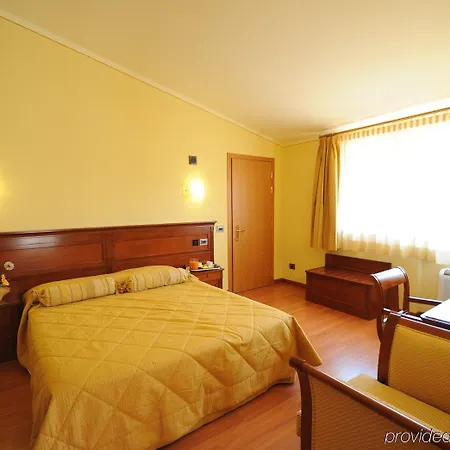 Panoramic 3*